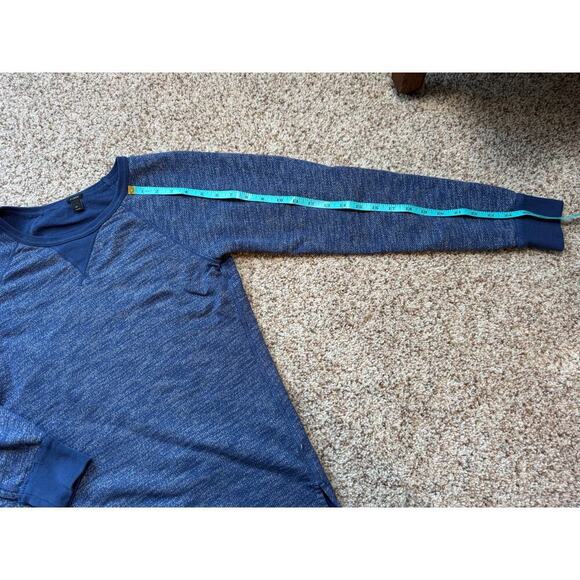 J. Crew Pull over Sweatshirt, crew neck, size Womens Medium, Soft Terry interior - Picture 4 of 10